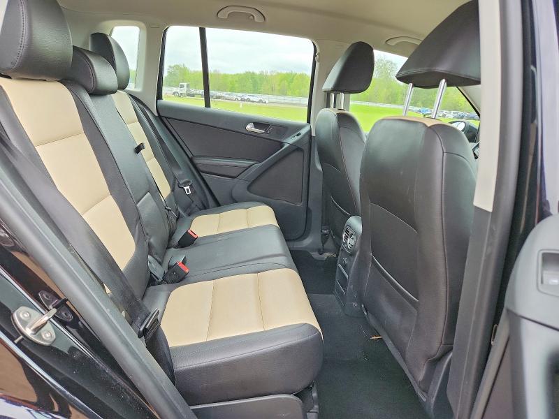 52613116 :رقم المزاد ، WVGAV7AX2GW582759 vin ، 2016 Volkswagen Tiguan مزاد بيع
