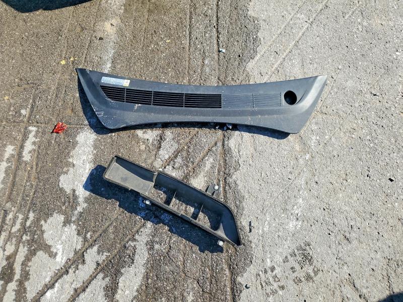 53342526 :رقم المزاد ، 5YJ3E1EAXJF028137 vin ، 2018 Tesla Model 3 مزاد بيع