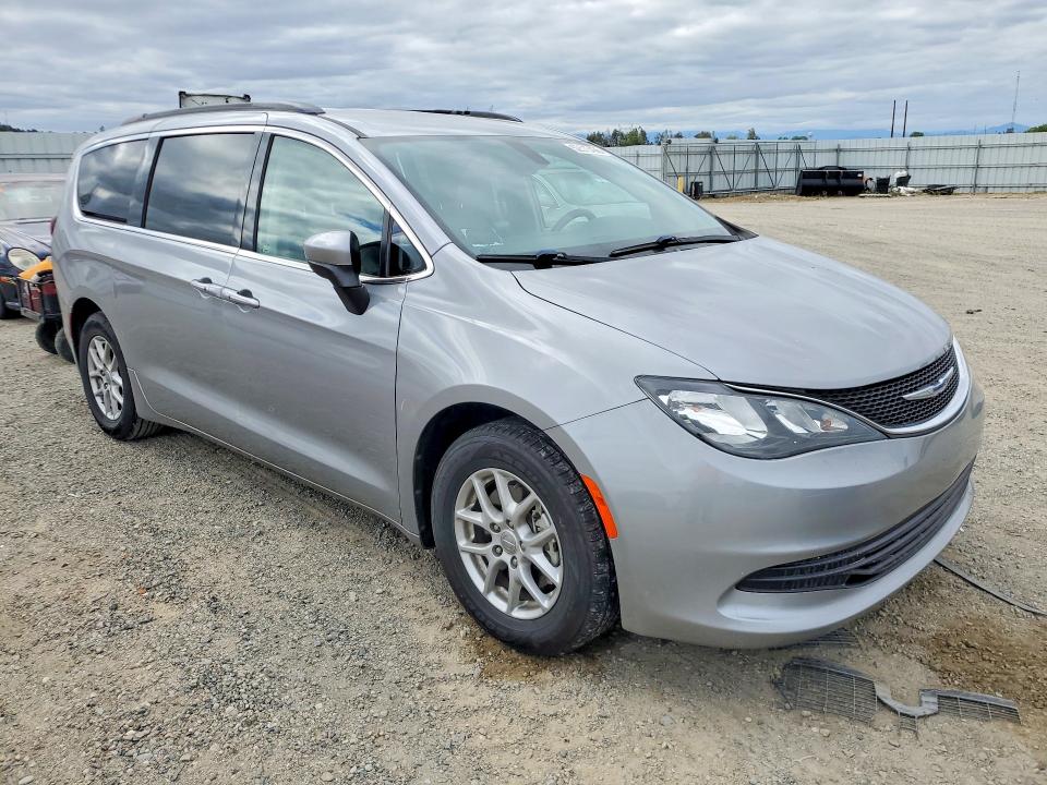 52573436 :رقم المزاد ، 2C4RC1DG3LR163814 vin ، 2020 Chrysler Voyager مزاد بيع