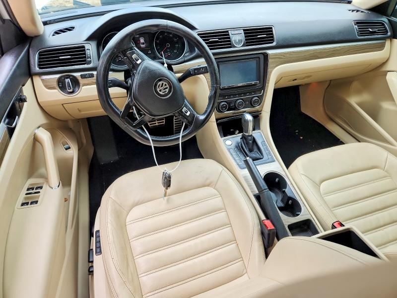 Продажа на аукционе авто 2017 Volkswagen Passat, vin: 1VWCT7A30HC017152, номер лота: 53312296
