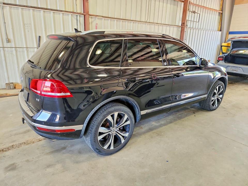 Aukcja sprzedaży 2017 Volkswagen Touareg, vin: WVGRF7BPXHD006039, numer aukcji: 54510916