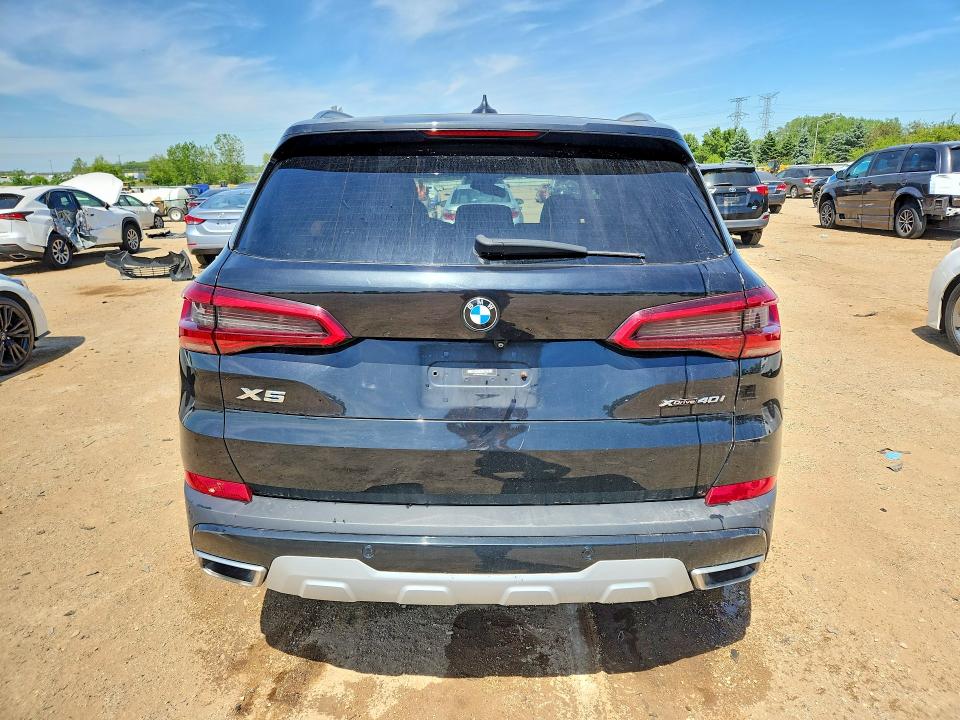 50128746 :رقم المزاد ، 5UXCR6C5XKLL10024 vin ، 2019 Bmw X5 مزاد بيع