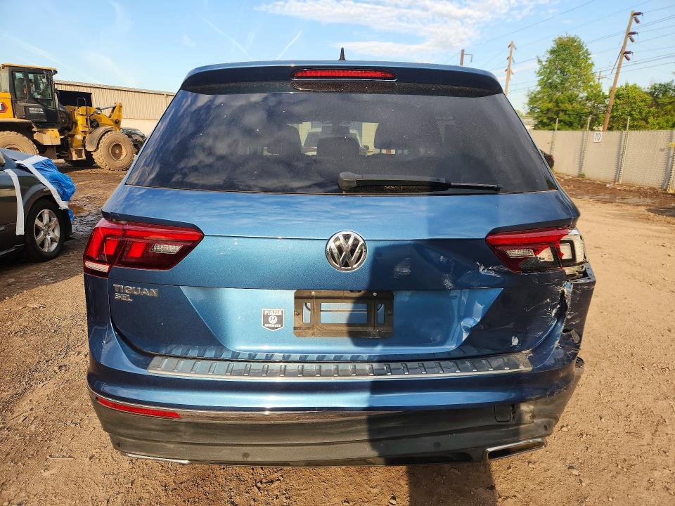 52229656 :رقم المزاد ، 3VV3B7AX4KM102401 vin ، 2019 Volkswagen Tiguan مزاد بيع