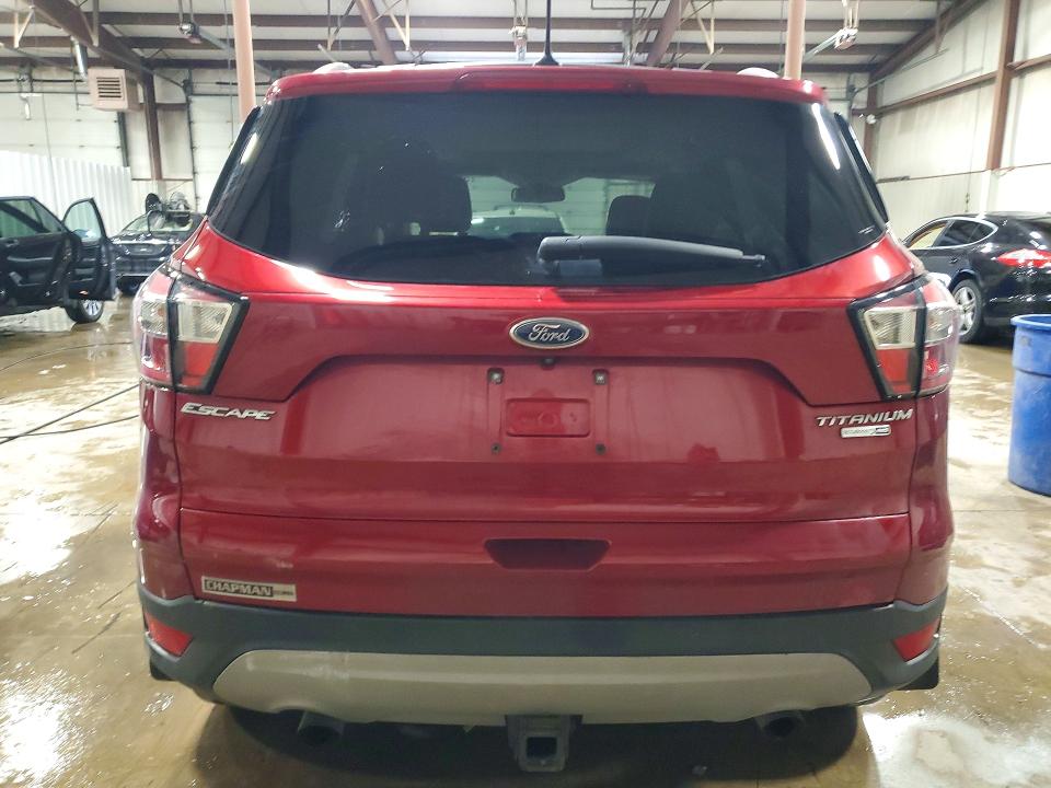 53520046 :رقم المزاد ، 1FMCU9J99JUA39291 vin ، 2018 Ford Escape مزاد بيع