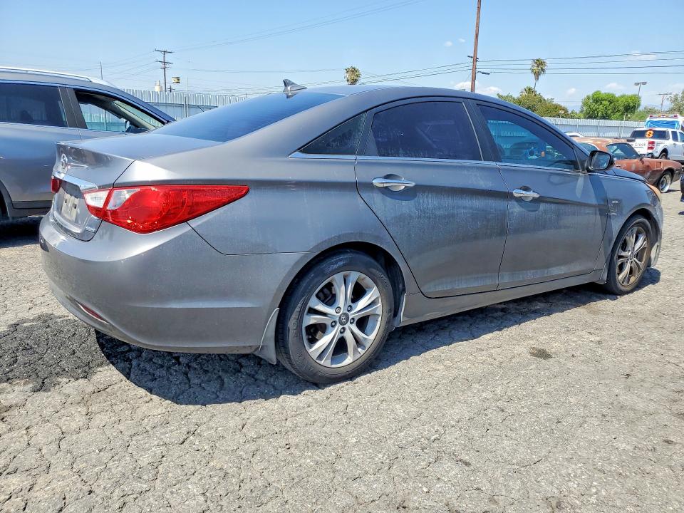 2011 Hyundai Sonata მანქანა იყიდება აუქციონზე, vin: 5NPEC4ACXBH115059, აუქციონის ნომერი: 52266116