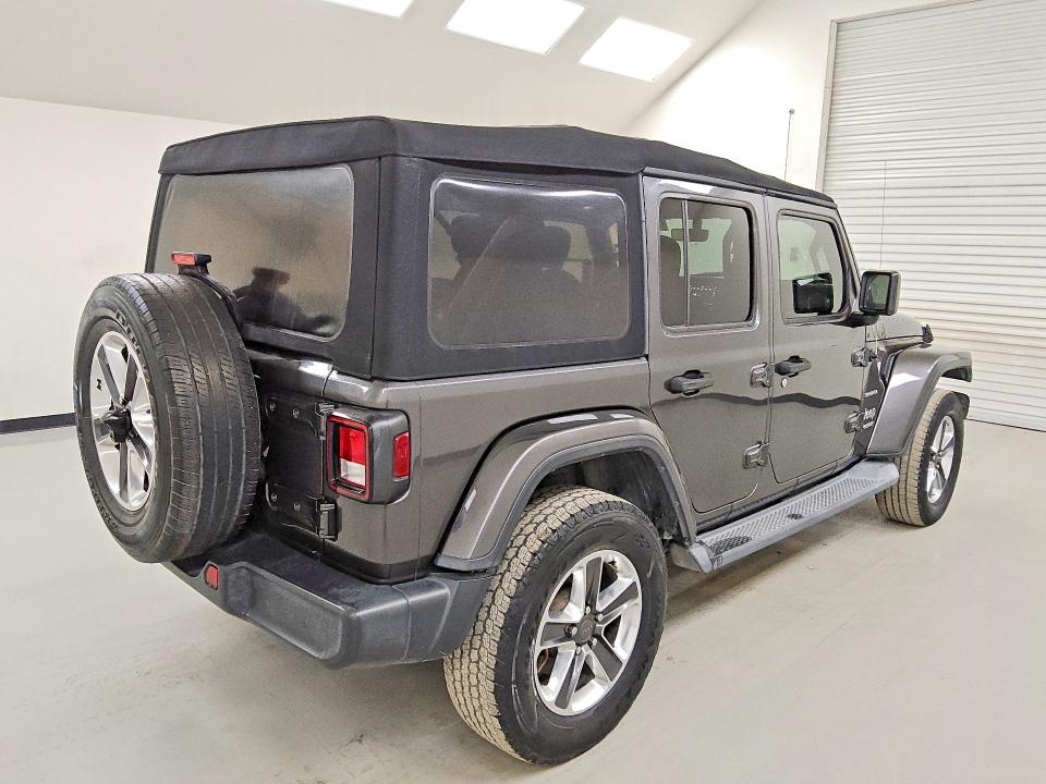 51525666 :رقم المزاد ، 1C4HJXENXJW331311 vin ، 2018 Jeep Wrangler Unlimited مزاد بيع