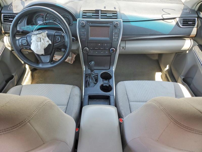 52207556 :رقم المزاد ، 4T4BF1FK3FR493519 vin ، 2015 Toyota Camry مزاد بيع