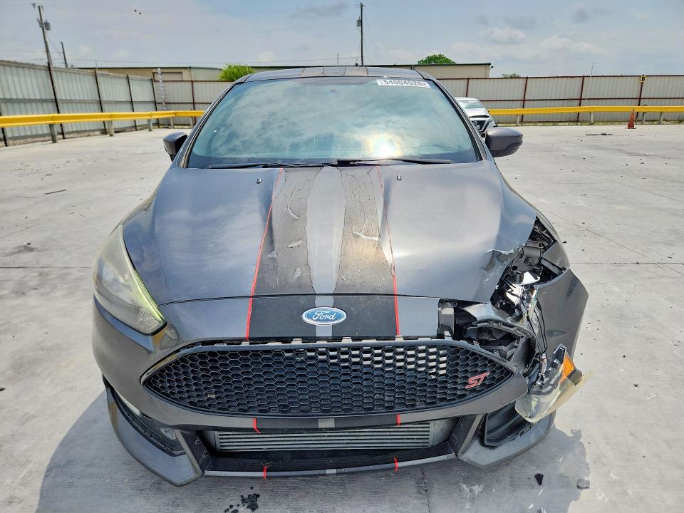 Продажа на аукционе авто 2017 Ford Focus, vin: 1FADP3L95HL331813, номер лота: 54004526