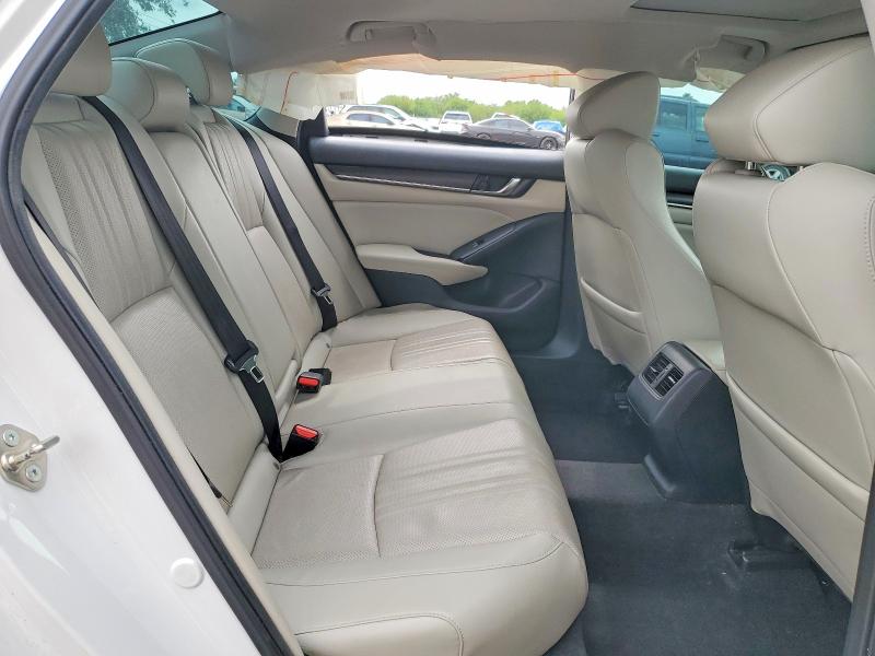 2018 Honda Accord მანქანა იყიდება აუქციონზე, vin: 1HGCV1F55JA094073, აუქციონის ნომერი: 52414266