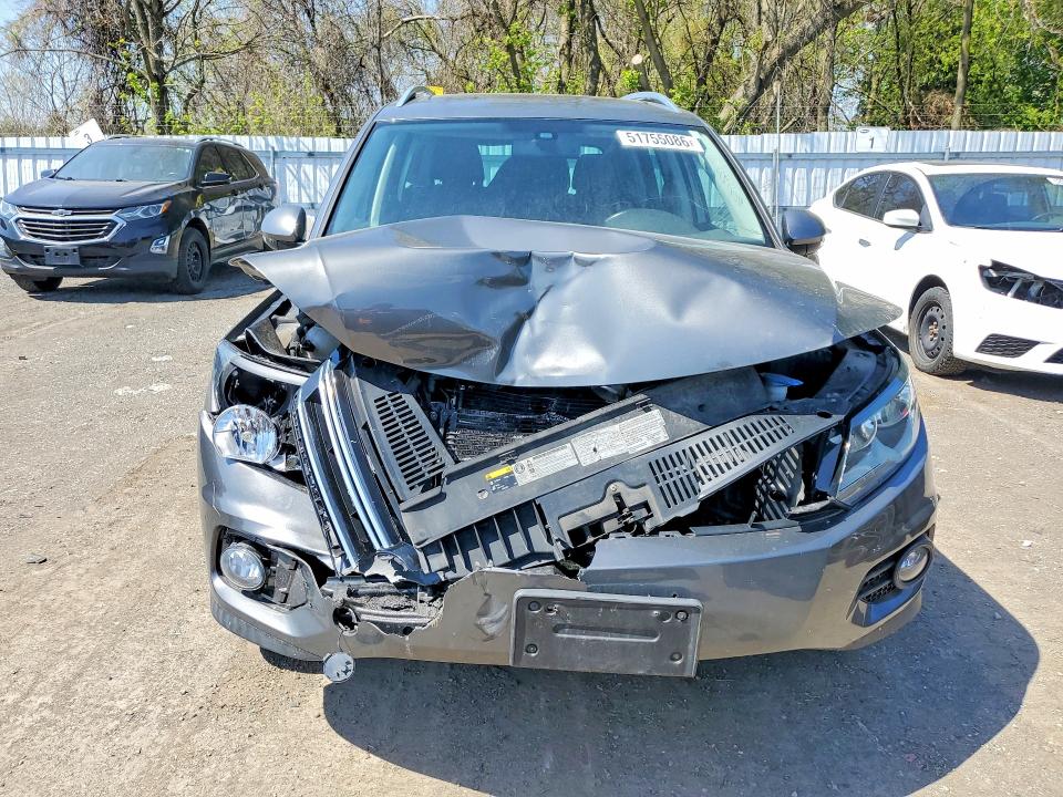 Продаж на аукціоні авто 2017 Volkswagen Tiguan, vin: WVGMV7AX2HK024268, номер лоту: 51755086
