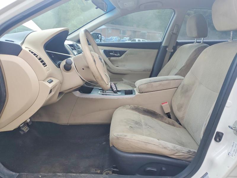 2015 Nissan Altima მანქანა იყიდება აუქციონზე, vin: 1N4AL3AP5FN326578, აუქციონის ნომერი: 52059946