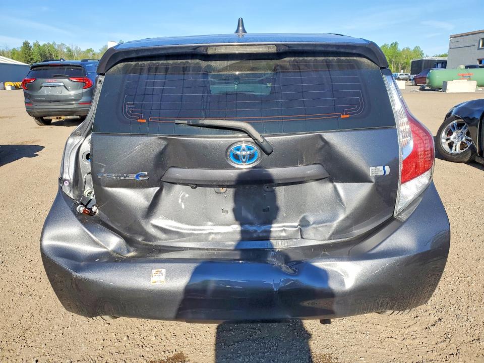 2015 Toyota Prius C მანქანა იყიდება აუქციონზე, vin: JTDKDTB39F1582396, აუქციონის ნომერი: 53790656