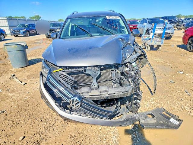 Продажа на аукционе авто 2016 Volkswagen Tiguan, vin: WVGAV7AX4GW512275, номер лота: 52720166