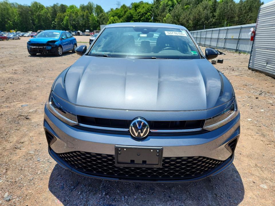 Продажа на аукционе авто 2025 Volkswagen Jetta, vin: 3VWBX7BU1SM030960, номер лота: 53716106