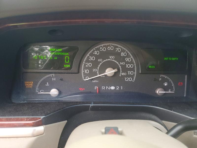 Aukcja sprzedaży 2004 Lincoln Town Car, vin: 1LNHM81W04Y607818, numer aukcji: 51665846