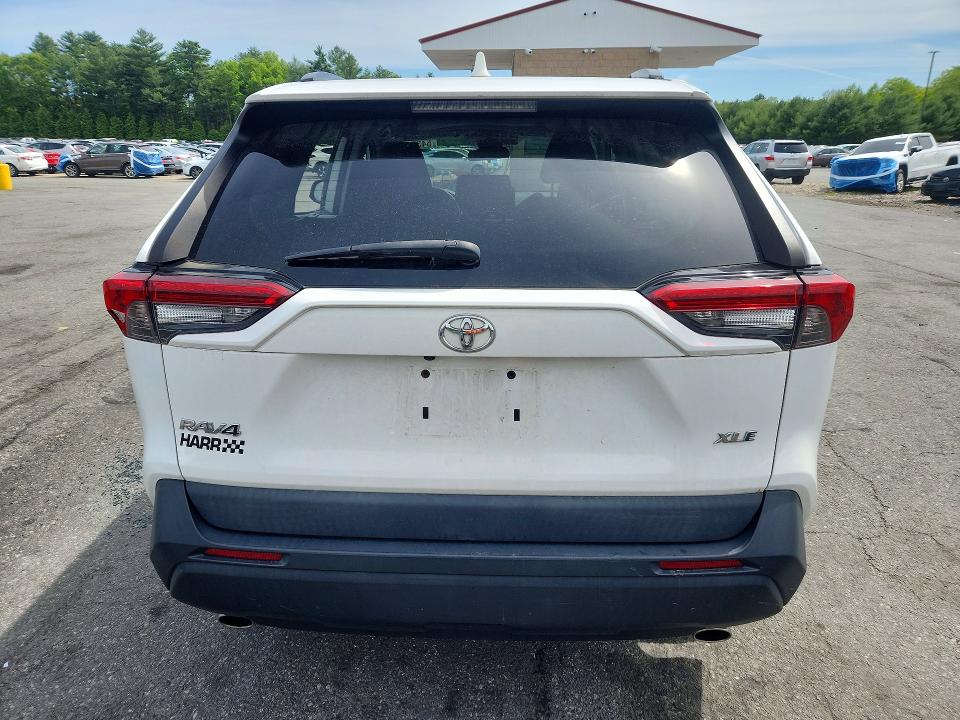 2021 Toyota Rav4 მანქანა იყიდება აუქციონზე, vin: 2T3W1RFV0MW111678, აუქციონის ნომერი: 54304216