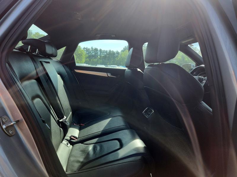 53566456 :رقم المزاد ، WAUFFAFL3FN023572 vin ، 2015 Audi A4 مزاد بيع