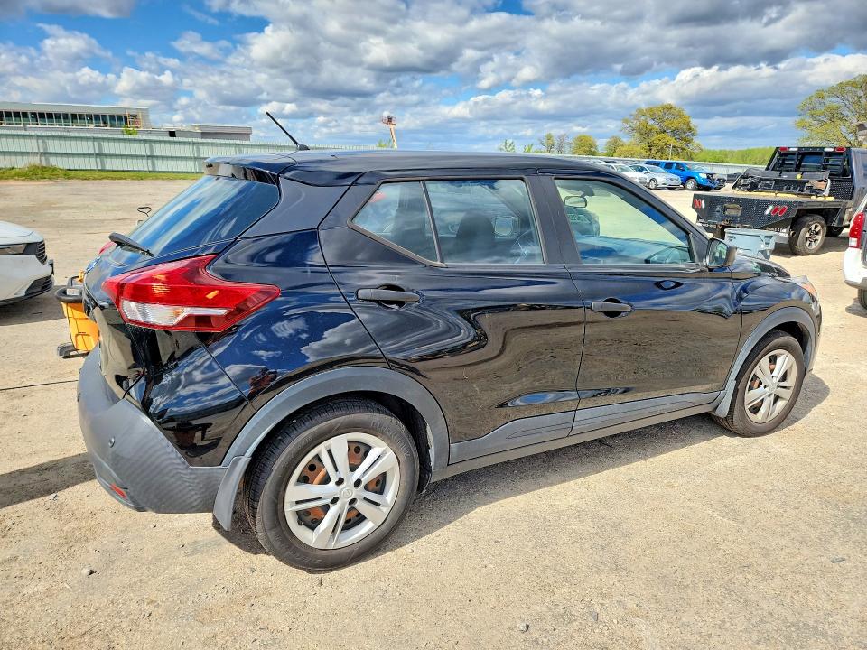 52581106 :رقم المزاد ، 3N1CP5BV9LL483786 vin ، 2020 Nissan Kicks مزاد بيع