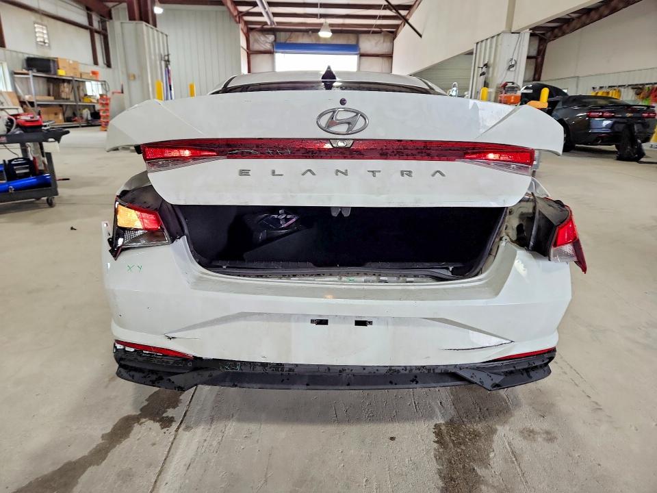 2021 Hyundai Elantra მანქანა იყიდება აუქციონზე, vin: 5NPLS4AG7MH011113, აუქციონის ნომერი: 52476476