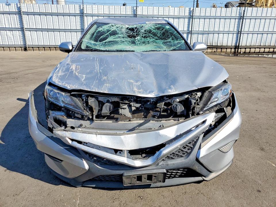 Продажа на аукционе авто 2020 Toyota Camry, vin: 4T1M11AKXLU926077, номер лота: 52438476