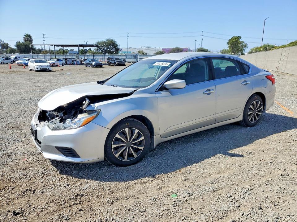 2016 Nissan Altima მანქანა იყიდება აუქციონზე, vin: 1N4AL3AP4GN389480, აუქციონის ნომერი: 54426206