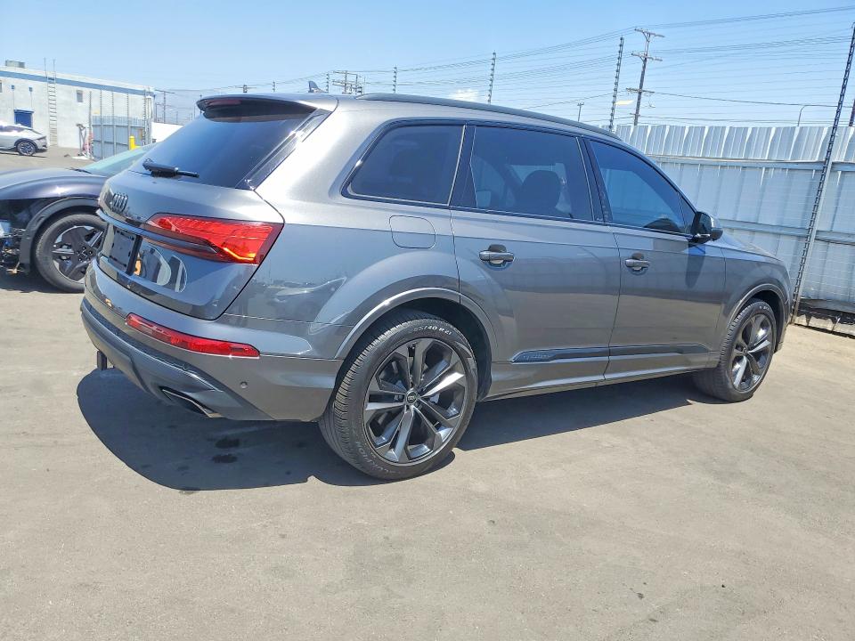 2025 Audi Q7 მანქანა იყიდება აუქციონზე, vin: WA1LVBF78SD005015, აუქციონის ნომერი: 54008676