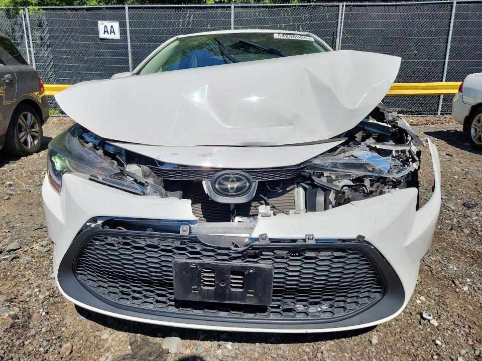 54298086 :رقم المزاد ، 5YFEPMAE9NP298743 vin ، 2022 Toyota Corolla مزاد بيع
