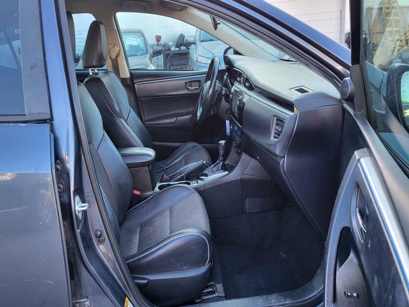 54453596 :رقم المزاد ، 5YFBURHE6FP316535 vin ، 2015 Toyota Corolla مزاد بيع