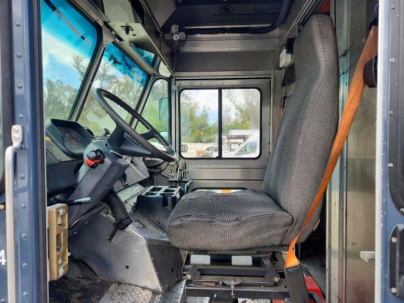 Продаж на аукціоні авто 2020 Freightliner Chassis, vin: 4UZAC2EA2LCMH8049, номер лоту: 57091206