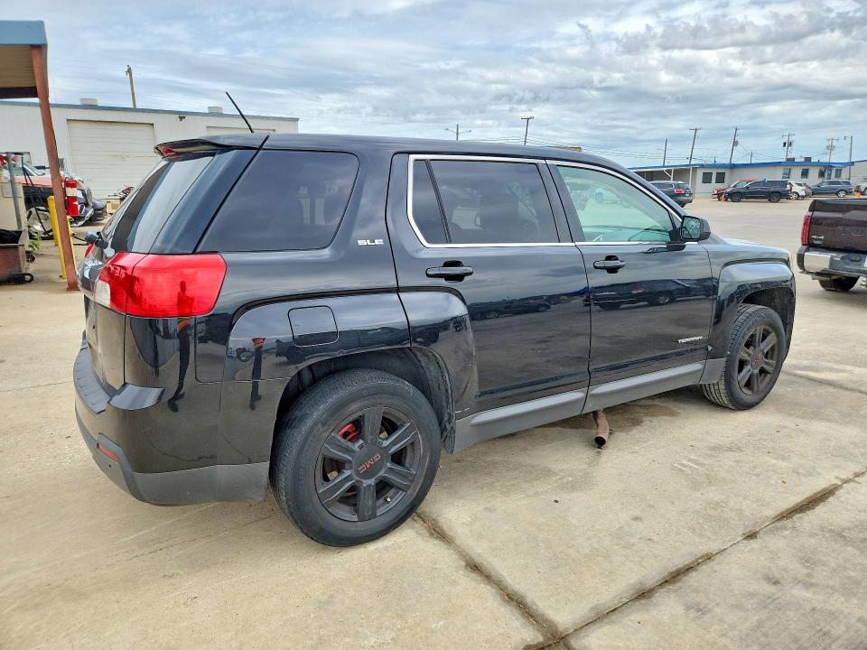 46782036 :رقم المزاد ، 2GKALMEK7F6212010 vin ، 2015 Gmc Terrain مزاد بيع