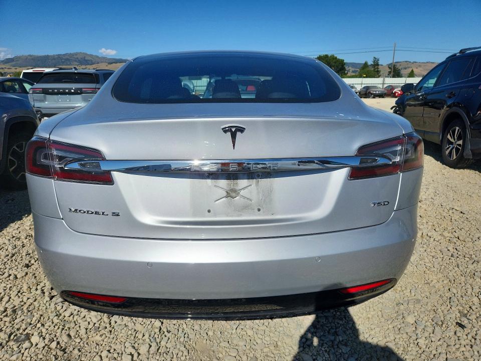 52951056 :رقم المزاد ، 5YJSA1E24HF232071 vin ، 2017 Tesla Model S مزاد بيع