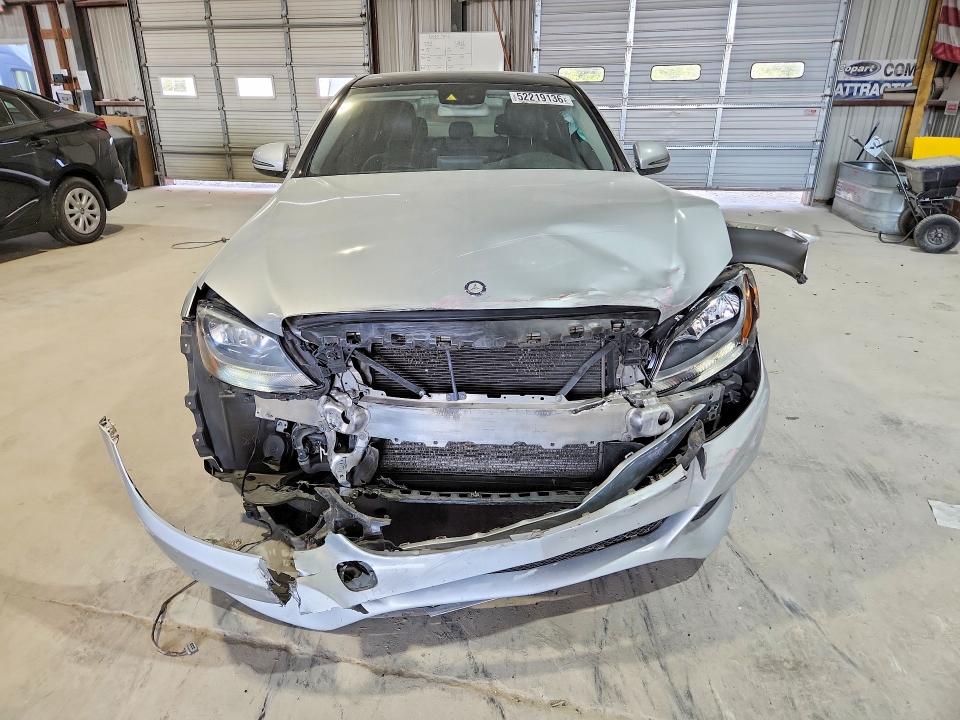 2016 Mercedes-benz C მანქანა იყიდება აუქციონზე, vin: 55SWF4JBXGU157416, აუქციონის ნომერი: 52219136