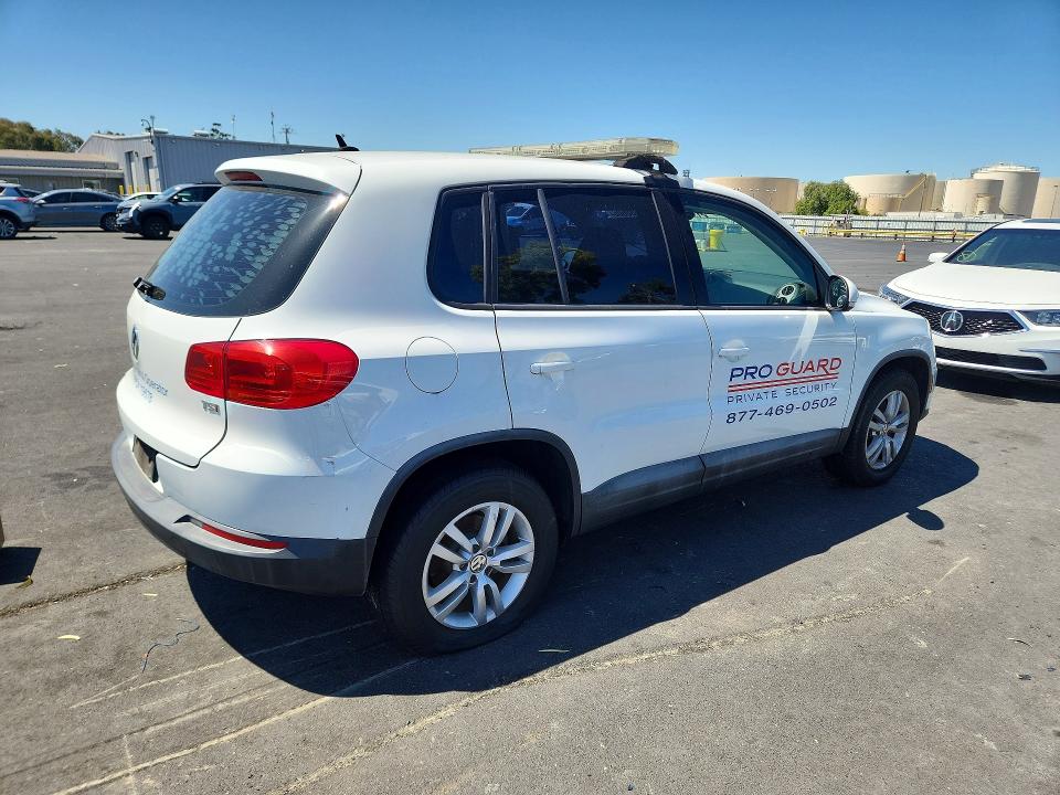 Продажа на аукционе авто 2016 Volkswagen Tiguan, vin: WVGAV7AX2GW524912, номер лота: 53880606