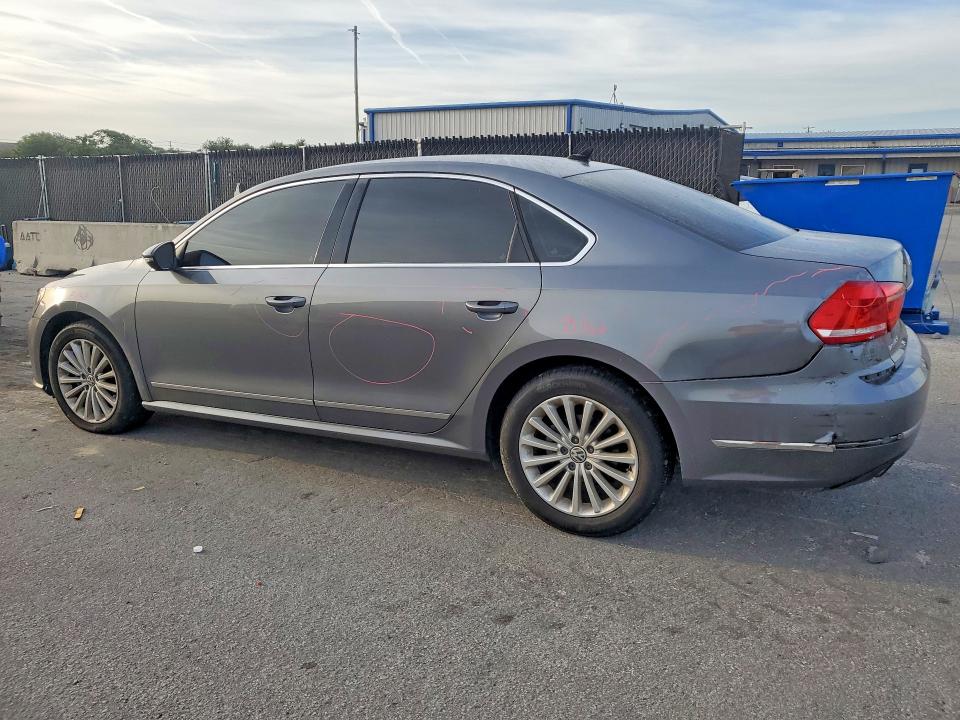 52566596 :رقم المزاد ، 1VWBT7A35GC013169 vin ، 2016 Volkswagen Passat مزاد بيع