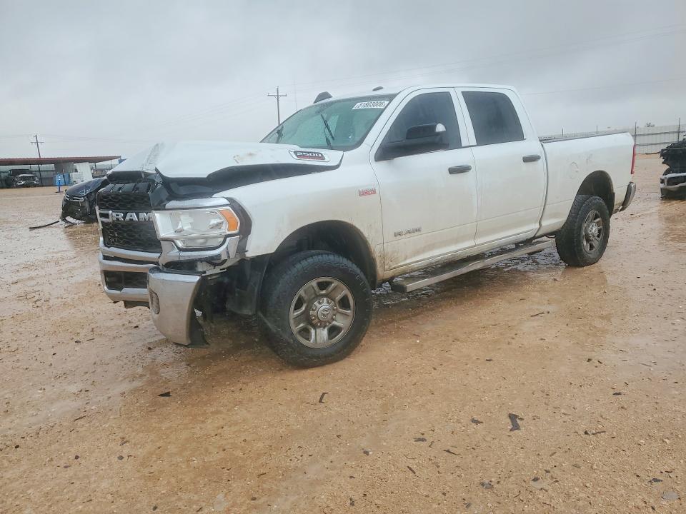 51803006 :رقم المزاد ، 3C6UR5CJ9KG640898 vin ، 2019 Ram 2500 مزاد بيع