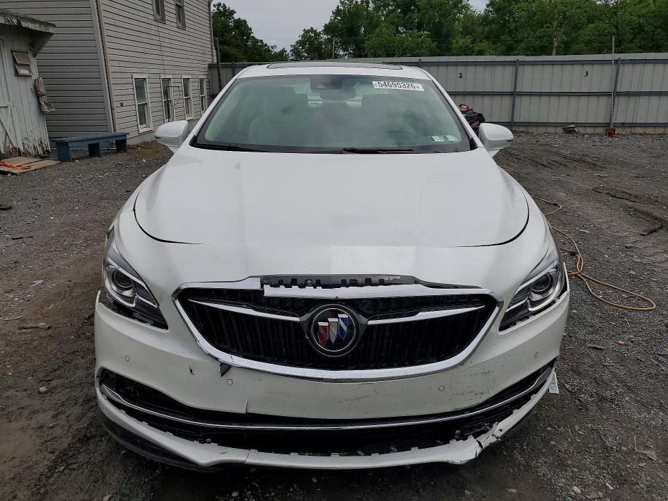 54695326 :رقم المزاد ، 1G4ZR5SS6HU182375 vin ، 2017 Buick Lacrosse مزاد بيع