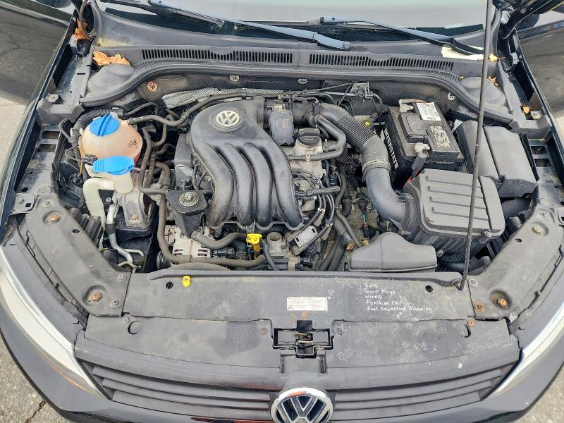 52466216 :رقم المزاد ، 3VW2K7AJ2EM410884 vin ، 2014 Volkswagen Jetta مزاد بيع
