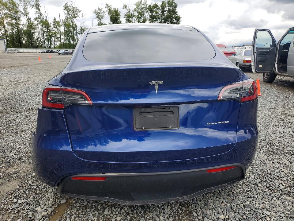 Продажа на аукционе авто 2024 Tesla Model Y, vin: 7SAYGDEE7RF064953, номер лота: 53820646