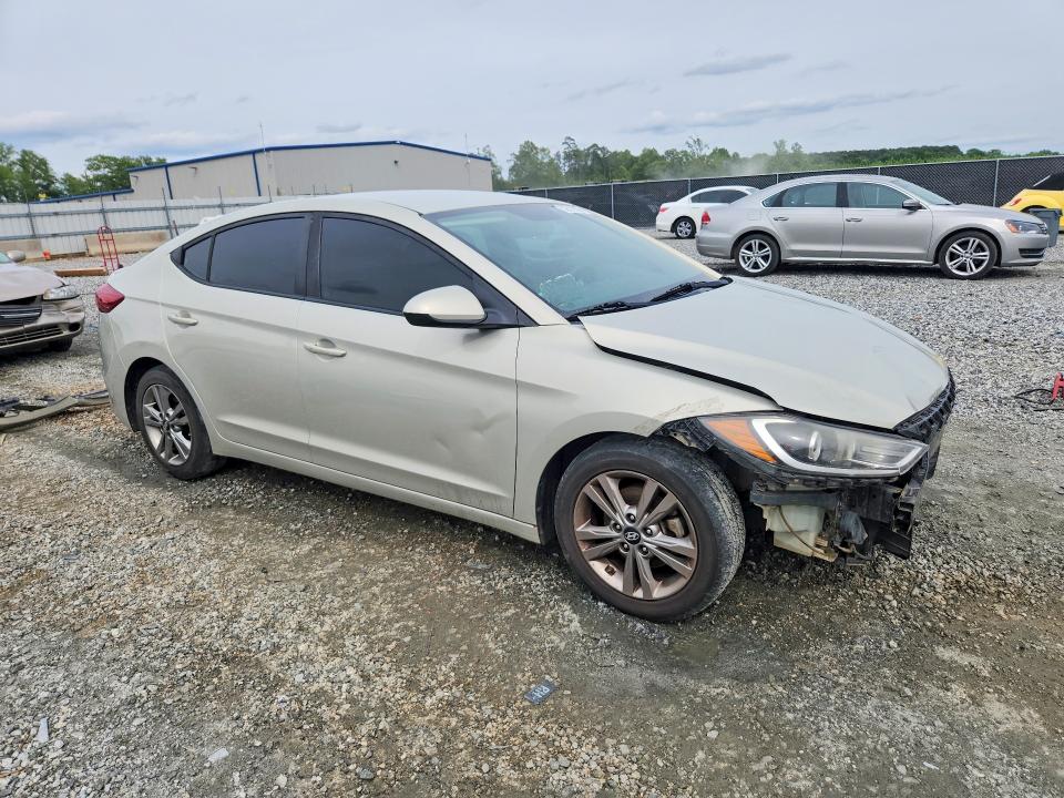52810306 :رقم المزاد ، KMHD84LF8JU585272 vin ، 2018 Hyundai Elantra مزاد بيع