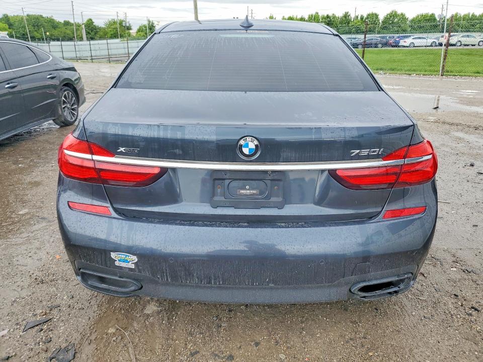 53693646 :رقم المزاد ، WBA7F2C58HG421917 vin ، 2017 Bmw 750 مزاد بيع