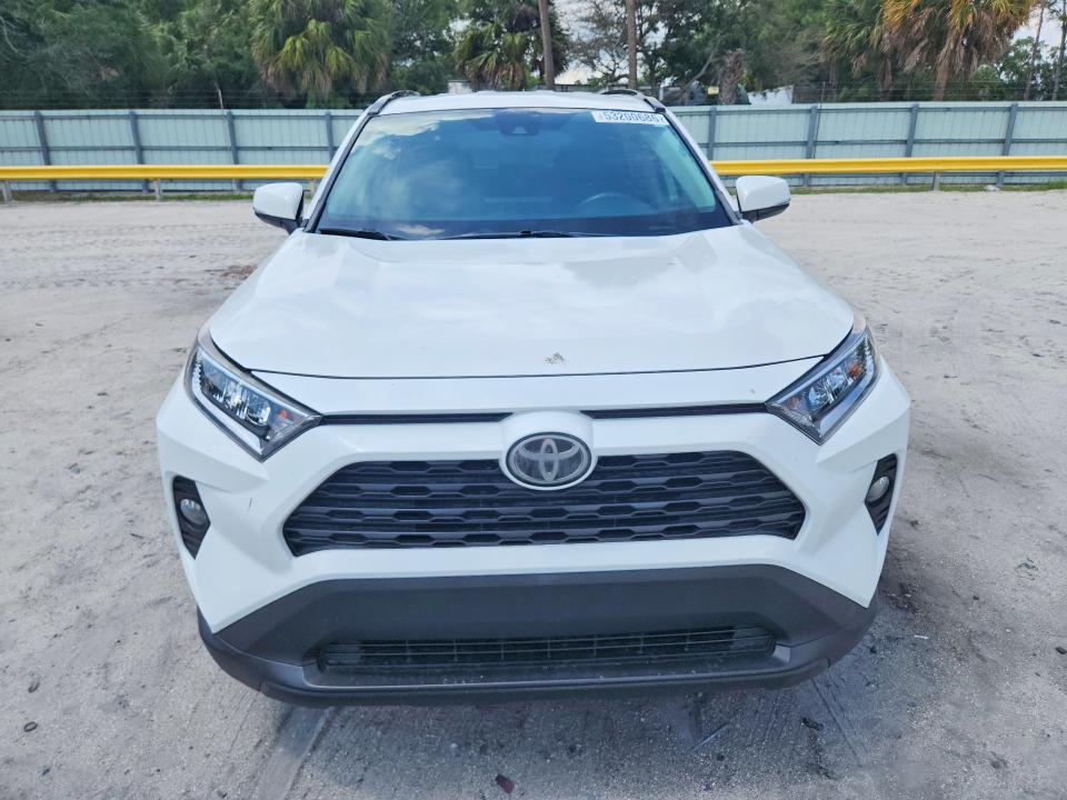 2020 Toyota Rav4 მანქანა იყიდება აუქციონზე, vin: 2T3W1RFV9LW095639, აუქციონის ნომერი: 53200686