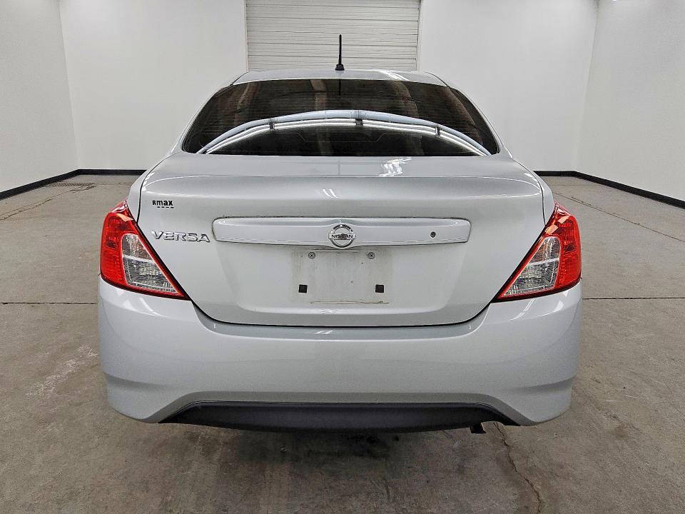 Продажа на аукционе авто 2015 Nissan Versa, vin: 3N1CN7AP0FL824551, номер лота: 52022836