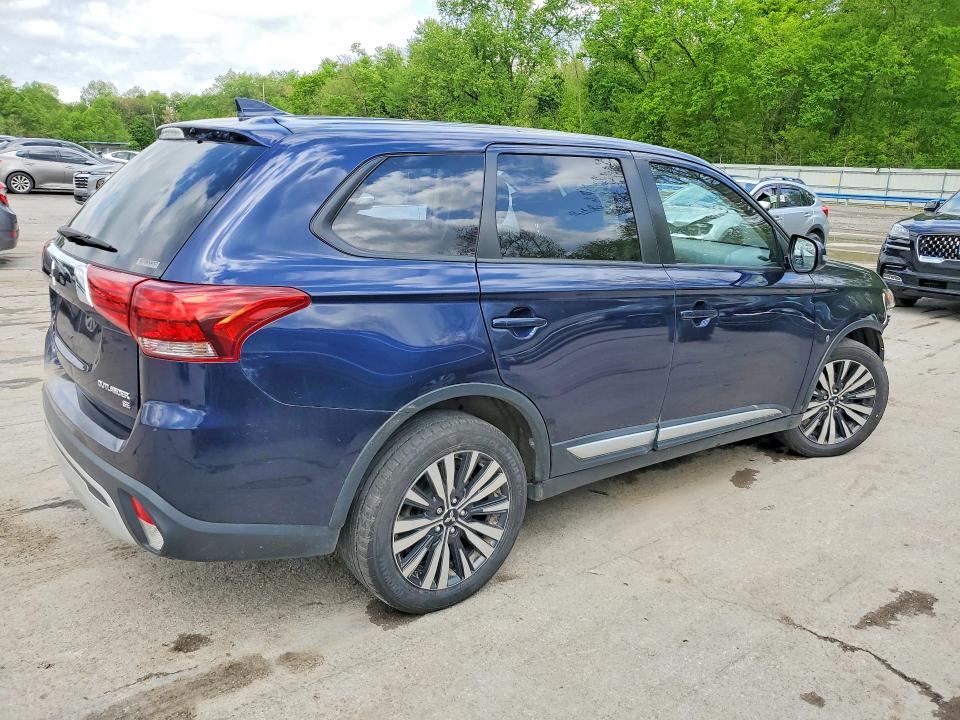 53241646 :رقم المزاد ، JA4AZ3A39KZ004383 vin ، 2019 Mitsubishi Outlander مزاد بيع