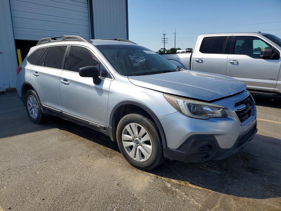 55370806 :رقم المزاد ، 4S4BSAAC1J3280475 vin ، 2018 Subaru Outback مزاد بيع