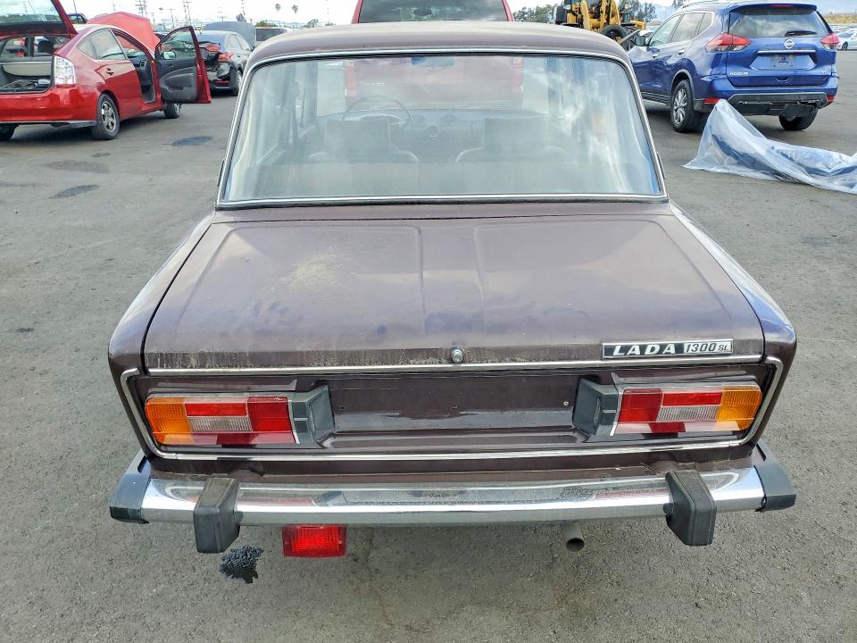 52069086 :رقم المزاد ، XTA210630J2012587 vin ، 1988 Lada Niva مزاد بيع