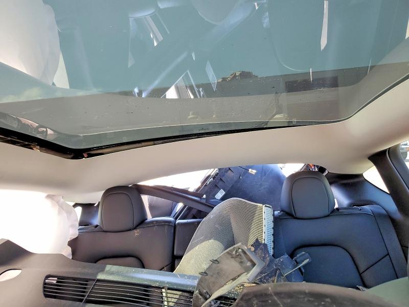 52125156 :رقم المزاد ، 7SAYGAEE2NF523024 vin ، 2022 Tesla Model Y مزاد بيع