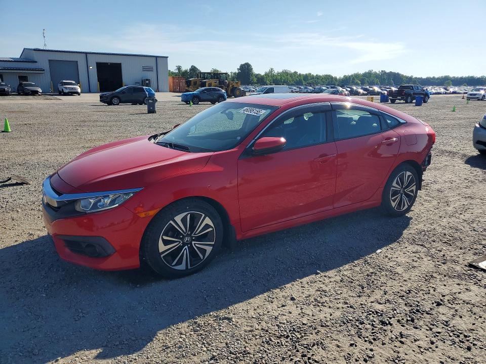 Продажа на аукционе авто 2017 Honda Civic, vin: 2HGFC1F7XHH633724, номер лота: 46095156