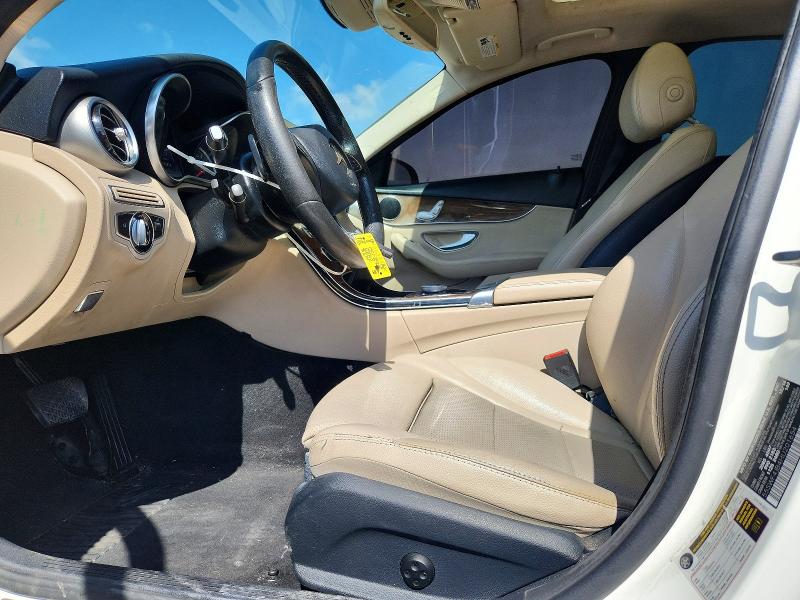 52533886 :رقم المزاد ، 55SWF4JB4HU201654 vin ، 2017 Mercedes-benz C مزاد بيع