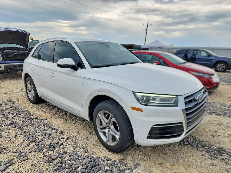 54010026 :رقم المزاد ، WA1ANAFY1J2178816 vin ، 2018 Audi Q5 مزاد بيع