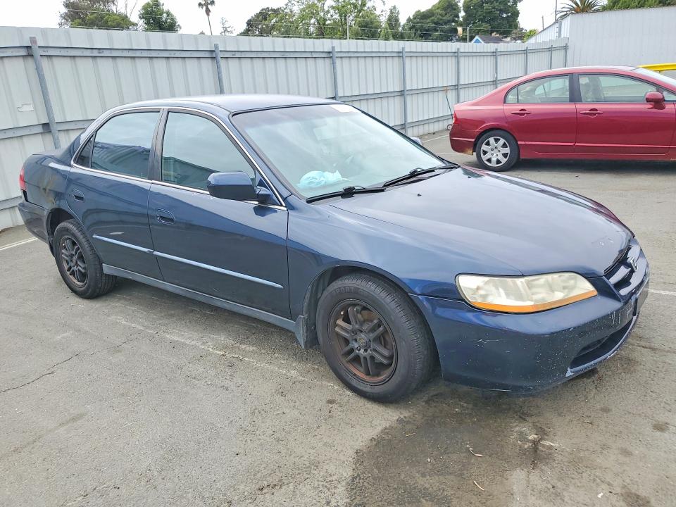 52571226 :رقم المزاد ، JHMCG5647YC037751 vin ، 2000 Honda Accord مزاد بيع